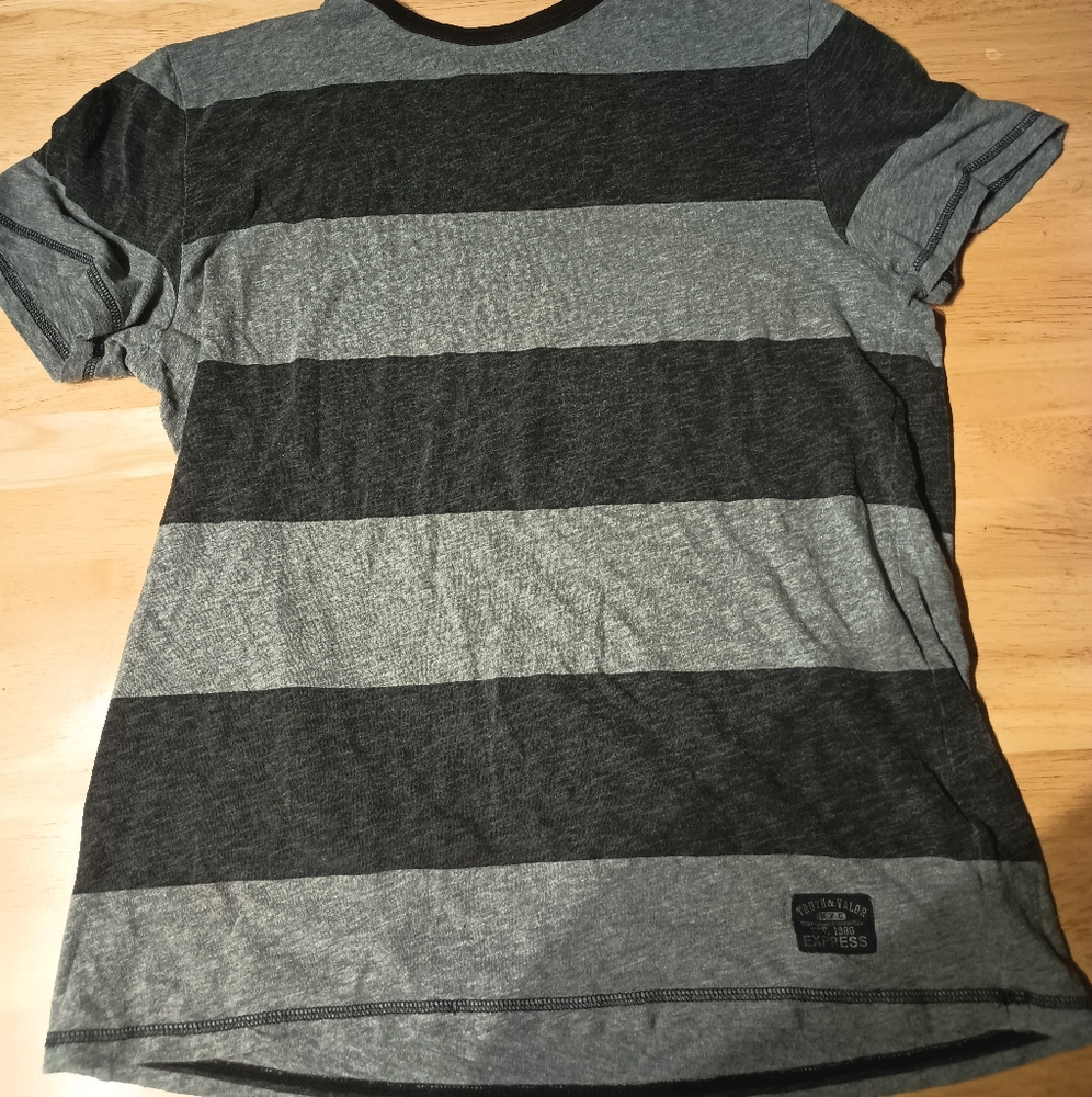 dark and light gray striped shirt size s